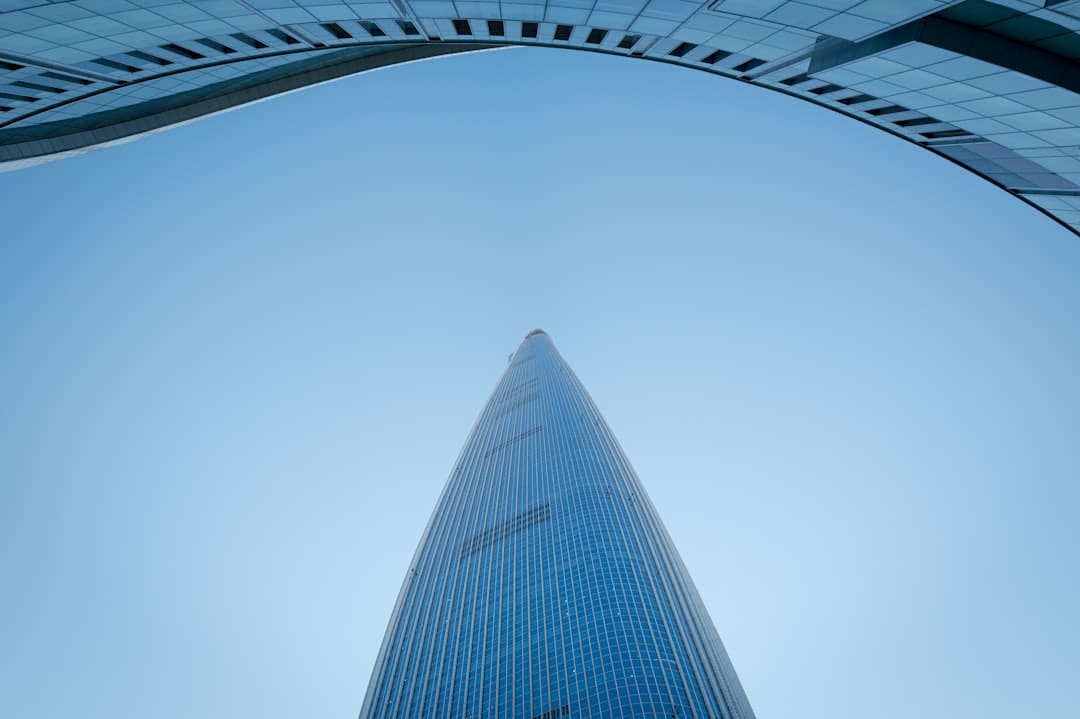 华鑫证券给予荣盛石化“买入评级”